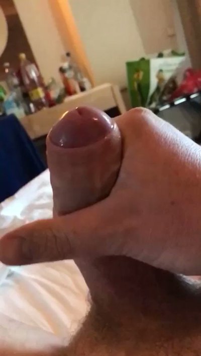 Watch gaygeek's leaked NSFW video on TwXstars