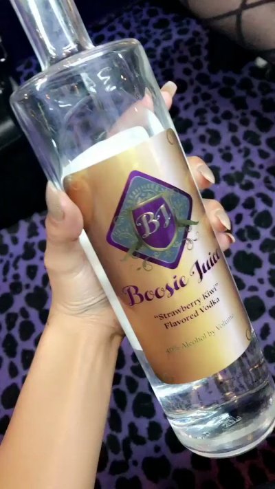 Watch Ally Lotti's leaked NSFW video on TwXstars