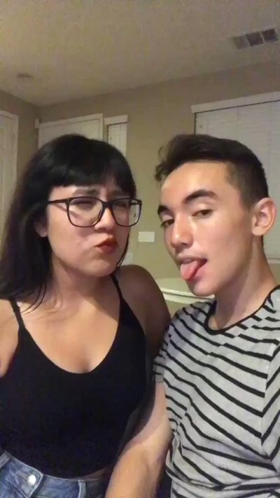 Watch CanhOe's leaked NSFW video on TwXstars