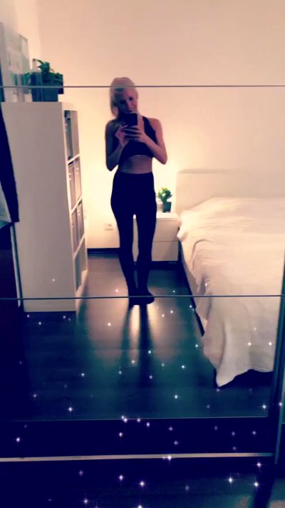 Watch Daynia's leaked NSFW video on TwXstars