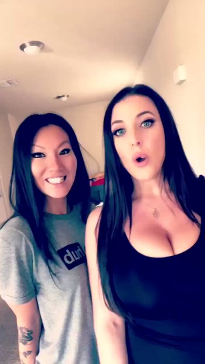 Watch Asa Akira's leaked NSFW video on TwXstars