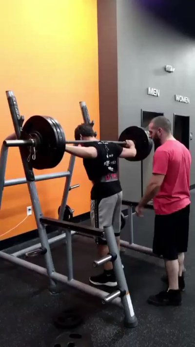 Watch Yosuf's leaked NSFW video on TwXstars