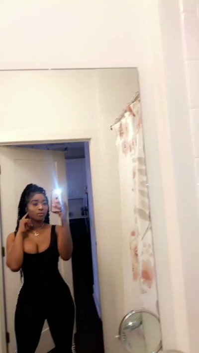 Watch Andrea's leaked NSFW video on TwXstars