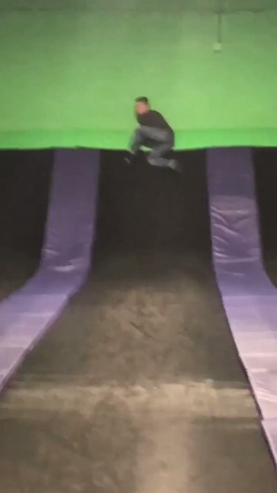 Watch CanhOe's leaked NSFW video on TwXstars