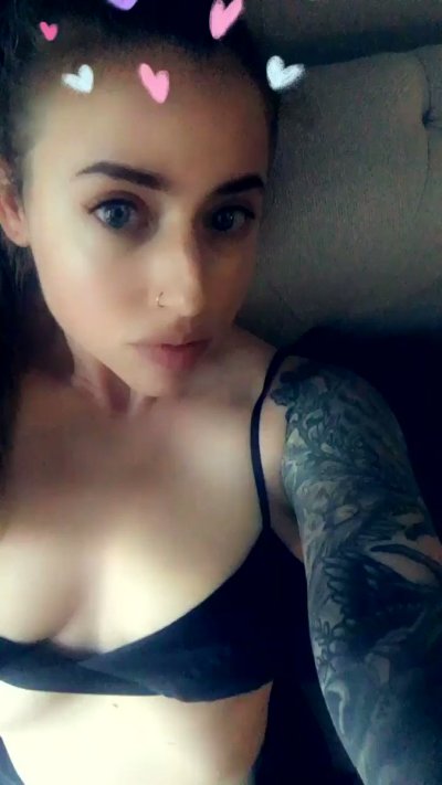Watch sashsuicide's leaked NSFW video on TwXstars