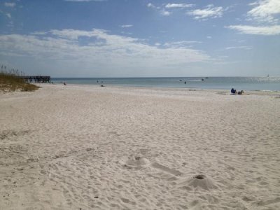 Watch Robert Vito's leaked NSFW photo on TwXstars