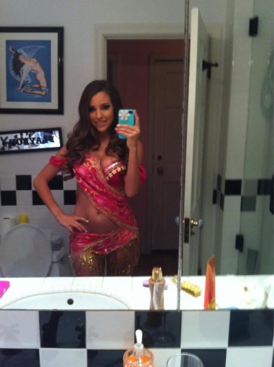 Watch Shelby Chesnes's leaked NSFW photo on TwXstars