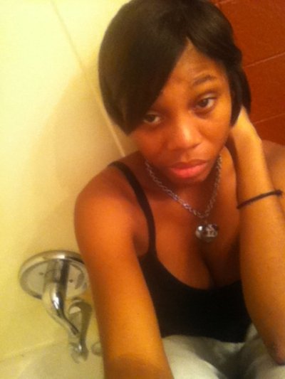 Watch EvonTeylor 💅🏾📸's leaked NSFW photo on TwXstars