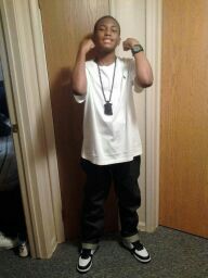 Watch FirstLady's leaked NSFW photo on TwXstars