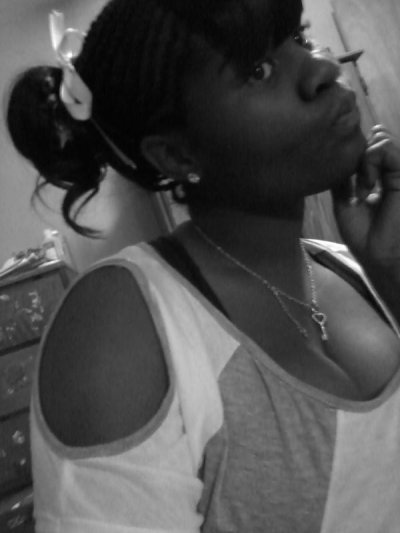 Watch CrudWoman's leaked NSFW photo on TwXstars