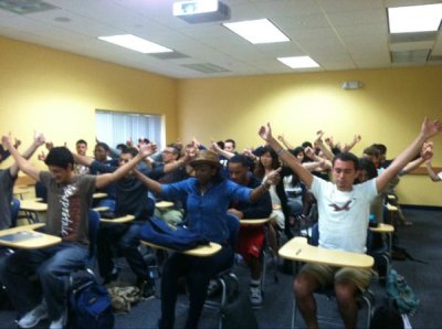 Watch Trap Comedian's leaked NSFW photo on TwXstars