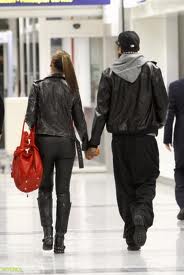 Watch Herrr 🥵's leaked NSFW photo on TwXstars