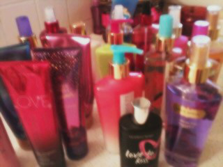 Watch D✨'s leaked NSFW photo on TwXstars