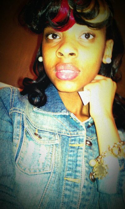 Watch Niya's leaked NSFW photo on TwXstars