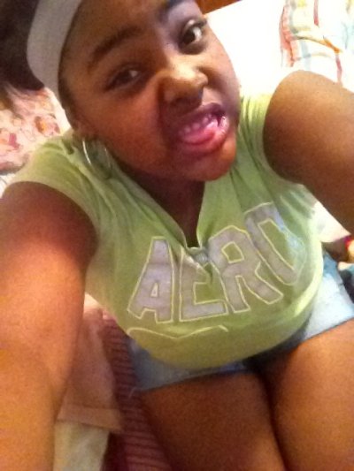 Watch Tastyyy Tiff❄️♐️'s leaked NSFW photo on TwXstars