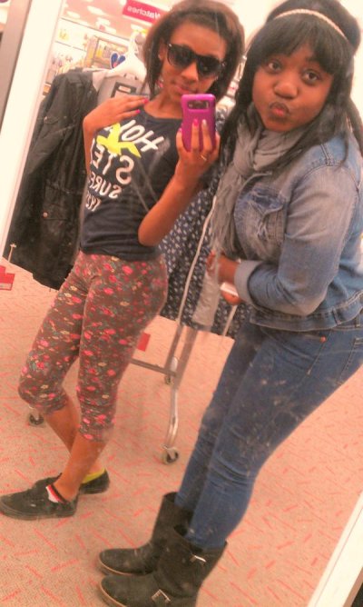 Watch Niya's leaked NSFW photo on TwXstars