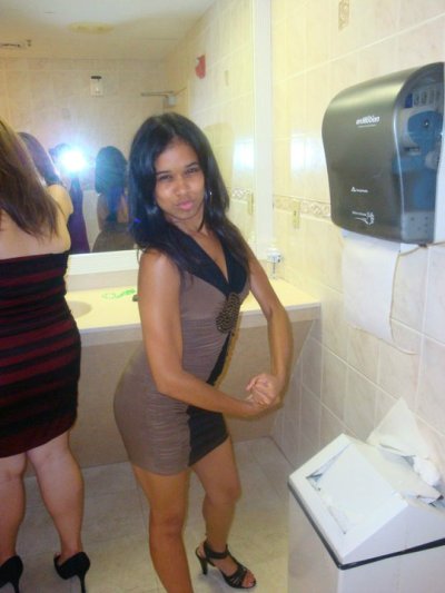 Watch LadyRica22's leaked NSFW photo on TwXstars