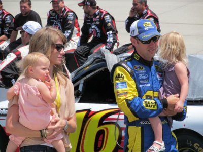 Watch Matt Kenseth's leaked NSFW photo on TwXstars