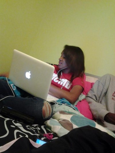 Watch $hawna's leaked NSFW photo on TwXstars