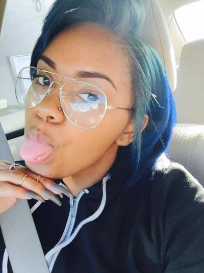 Watch $hawna's leaked NSFW photo on TwXstars