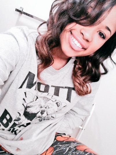 Watch ...'s leaked NSFW photo on TwXstars