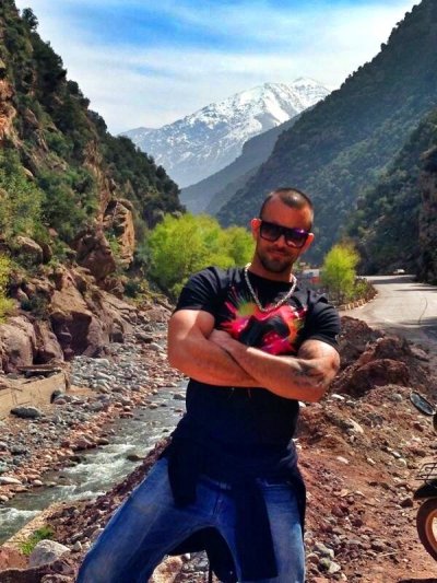 Watch Damien Crosse's leaked NSFW photo on TwXstars