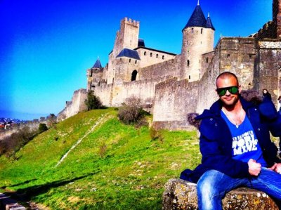 Watch Damien Crosse's leaked NSFW photo on TwXstars