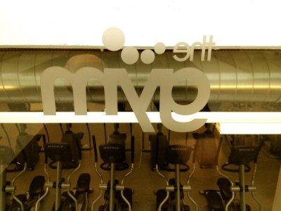 Watch Tom Howes's leaked NSFW photo on TwXstars