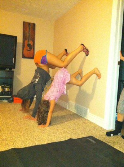 Watch GōūLD's leaked NSFW photo on TwXstars