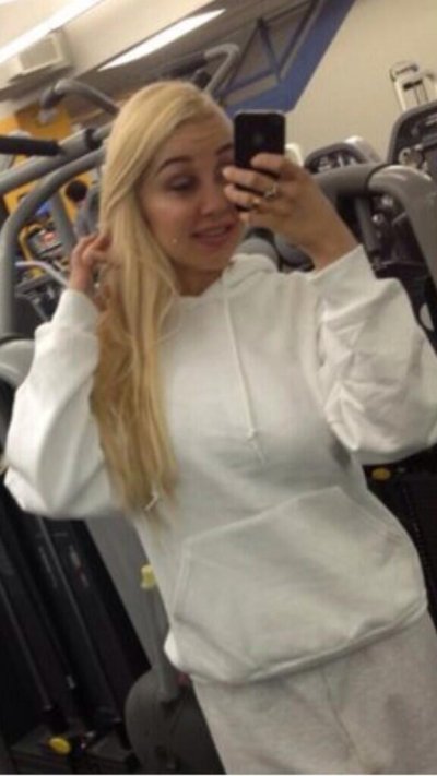 Watch im baby's leaked NSFW photo on TwXstars