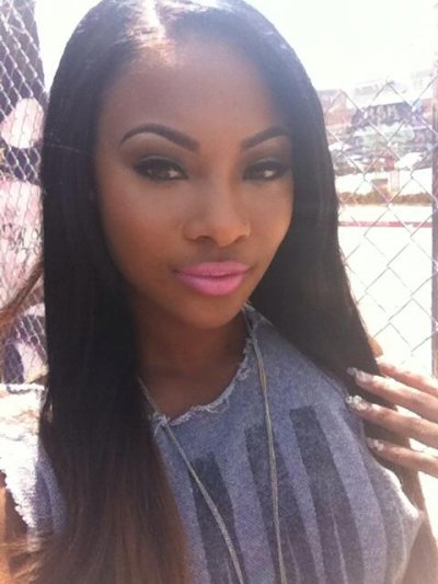 Watch Shay Brown's leaked NSFW photo on TwXstars