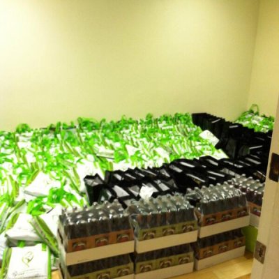 Watch NIYA Management's leaked NSFW photo on TwXstars