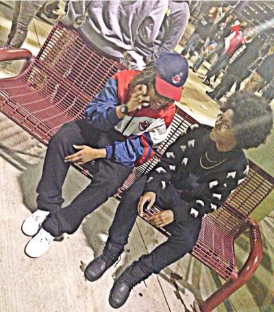 Watch D's leaked NSFW photo on TwXstars