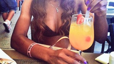 Watch ɴᴀᴅɪᴀ ᴊᴀʏ in Miami's leaked NSFW photo on TwXstars