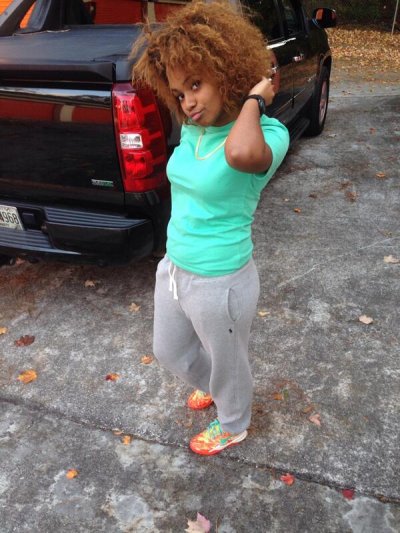 Watch $hawna's leaked NSFW photo on TwXstars