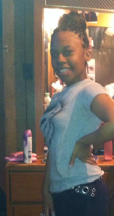 Watch Yours Truly...'s leaked NSFW photo on TwXstars