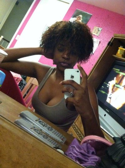 Watch KarsonKani✨'s leaked NSFW photo on TwXstars