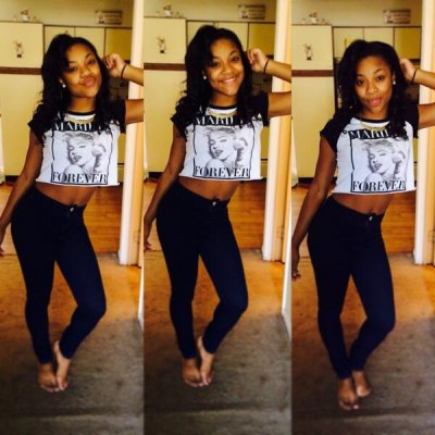 Watch Marie 👑's leaked NSFW photo on TwXstars