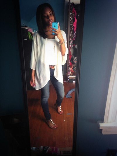 Watch Niya's leaked NSFW photo on TwXstars