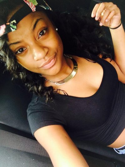 Watch Marie 👑's leaked NSFW photo on TwXstars