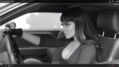 Watch Carmen Electra's leaked NSFW photo on TwXstars