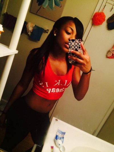 Watch Marie 👑's leaked NSFW photo on TwXstars