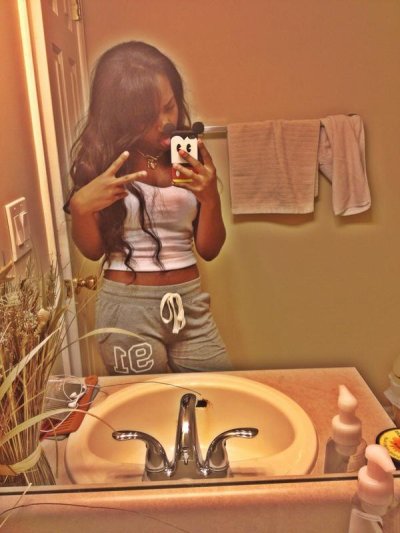 Watch 🦋's leaked NSFW photo on TwXstars