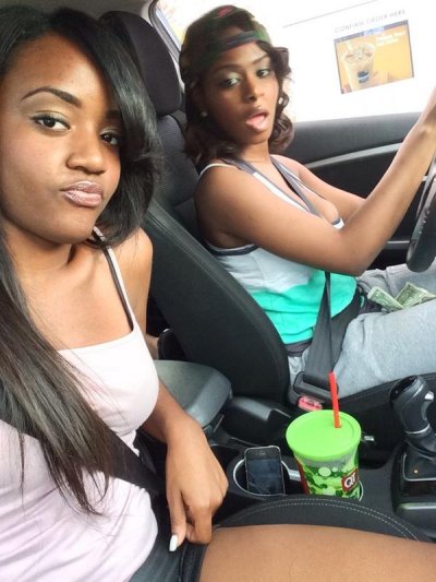 Watch 🦋's leaked NSFW photo on TwXstars