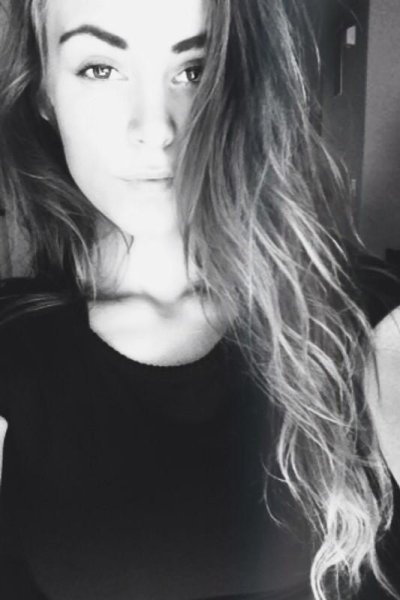 Watch Amberleigh West's leaked NSFW photo on TwXstars