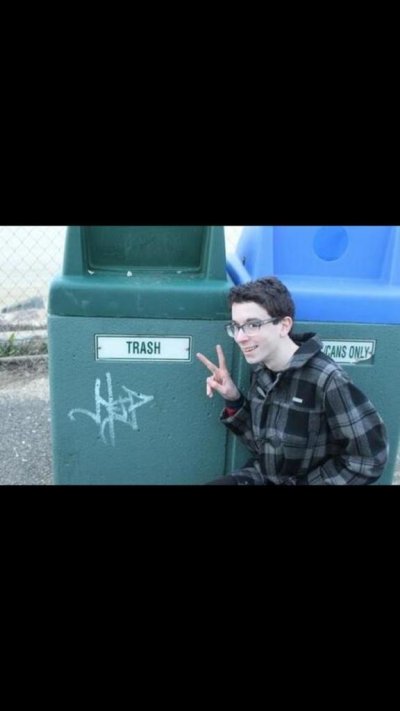 Watch Ethan🏁's leaked NSFW photo on TwXstars