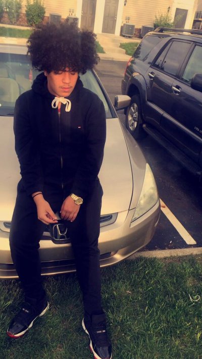 Watch Eric Perdomo's leaked NSFW photo on TwXstars