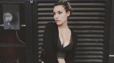 Watch Marcela Moss's leaked NSFW photo on TwXstars