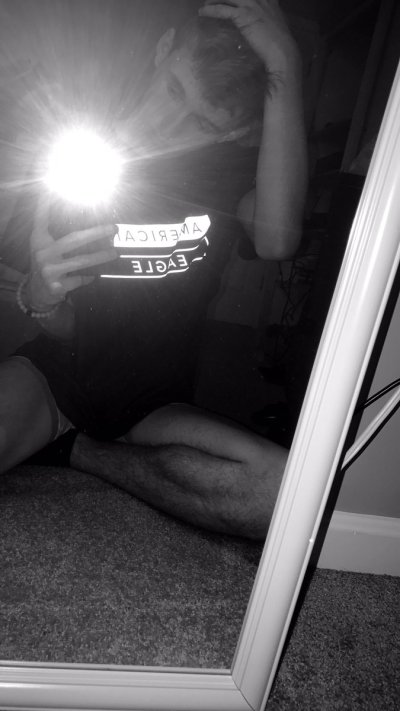 Watch Dawson's leaked NSFW photo on TwXstars