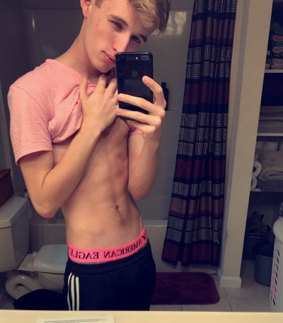 Watch Dawson's leaked NSFW photo on TwXstars